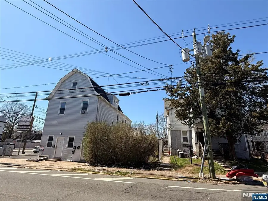 335 Myrtle Avenue, Irvington, NJ 07111 - #2