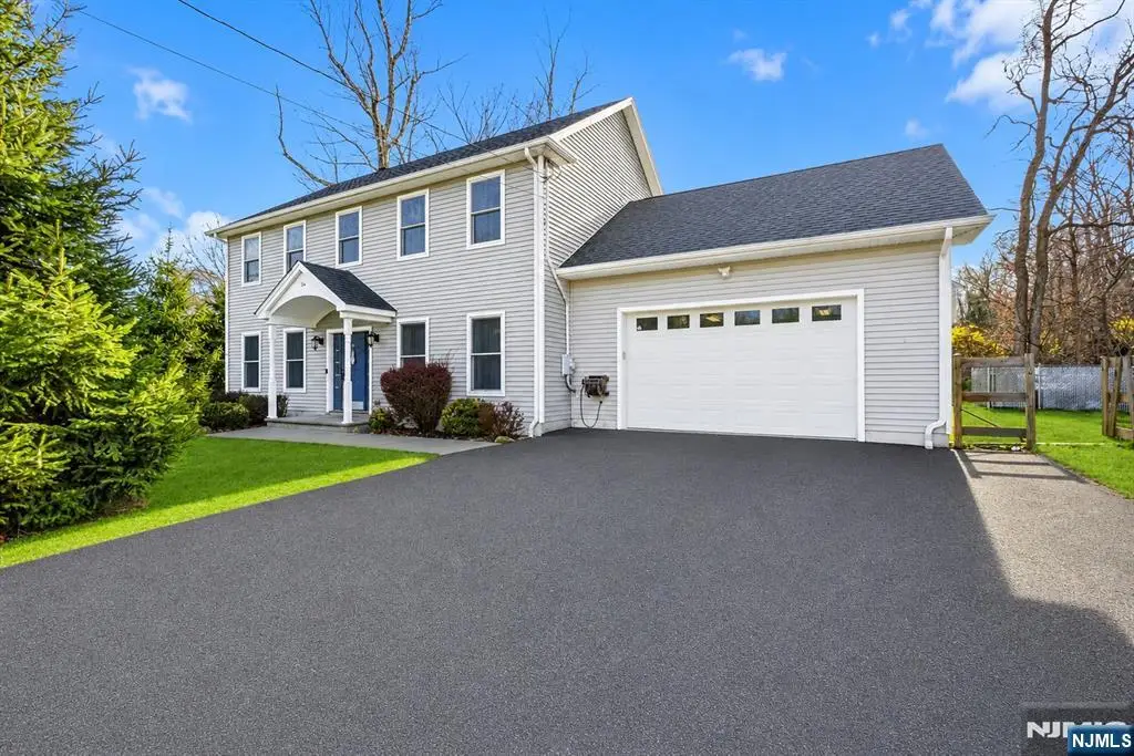 34 Tobyhanna Trail, Hopatcong, NJ 07843 - #1