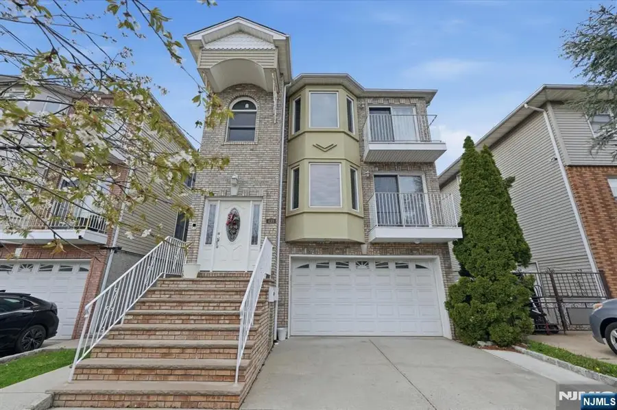 433 Linden, Elizabeth, NJ 07202 - #2