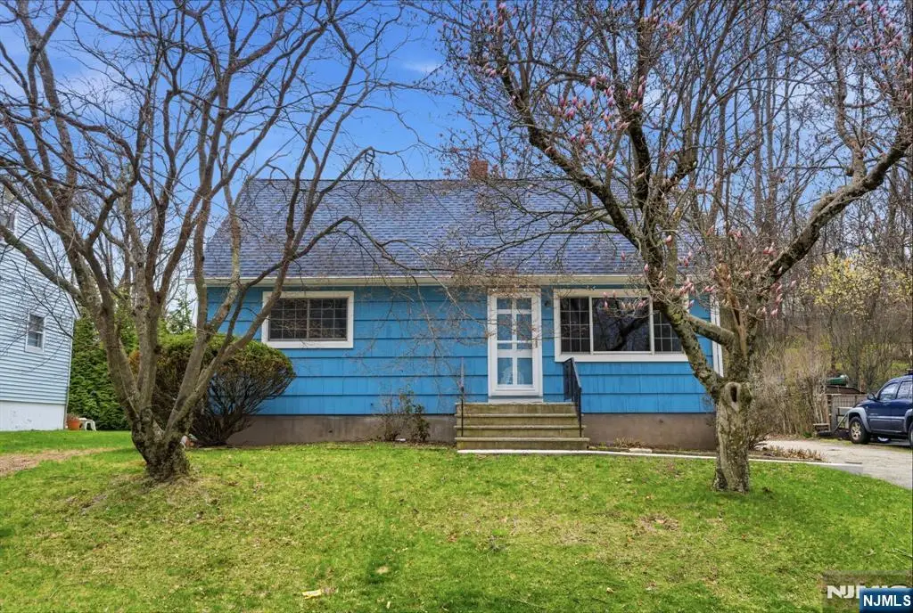 52 Red Twig Trail, Bloomingdale, NJ 07403 - #1