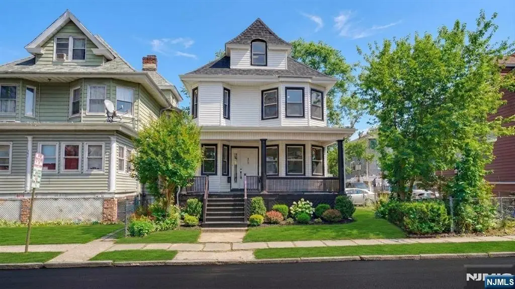 158 15th Street, East Orange, NJ 07017 - #1