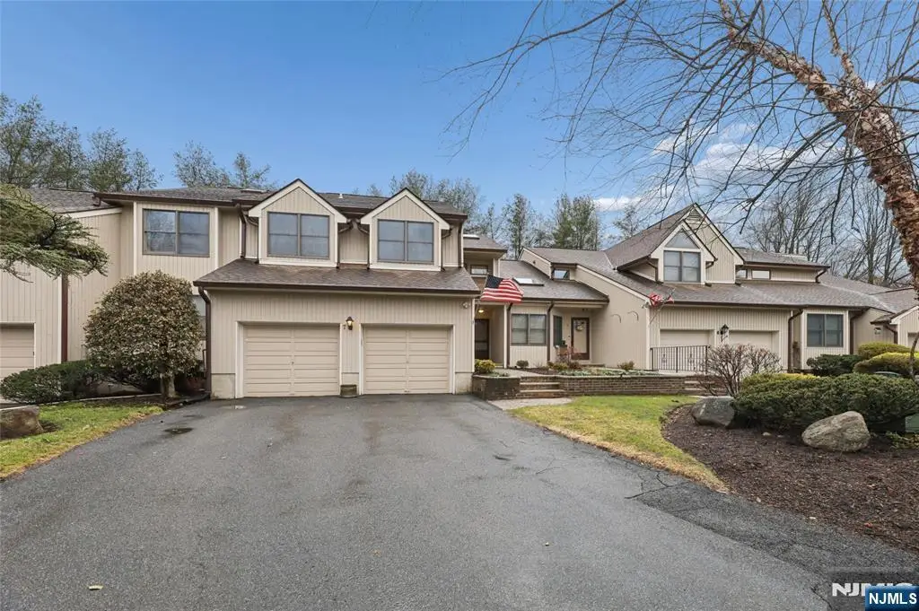 7 Valen Court 2, Franklin Lakes, NJ 07417 - #1