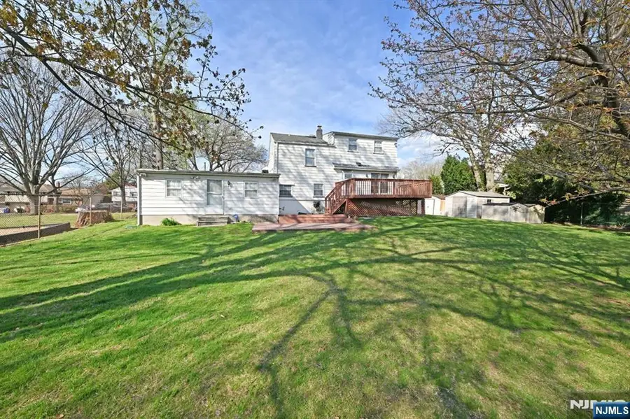 82 Arnot Place, Paramus, NJ 07652 - #2