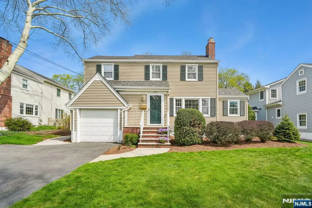 321 Kenilworth Road, Ridgewood, NJ 07450 - #1