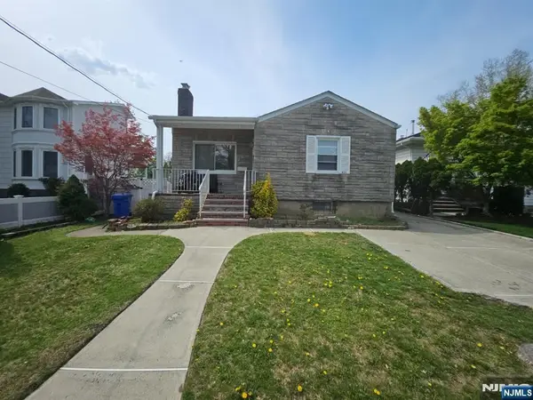 431 Terhune Avenue, Paramus, NJ 07652