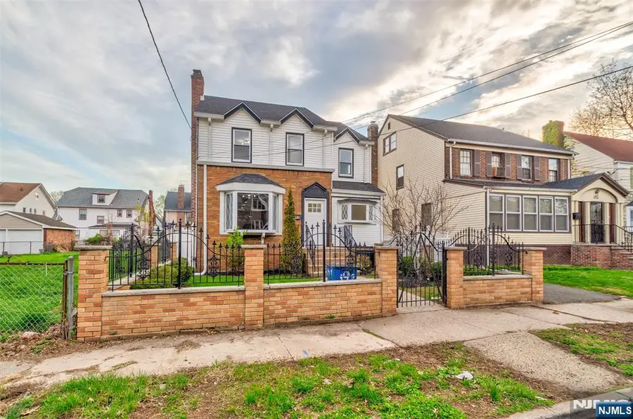 150 Hansbury Avenue, Newark, NJ 07112 - #2