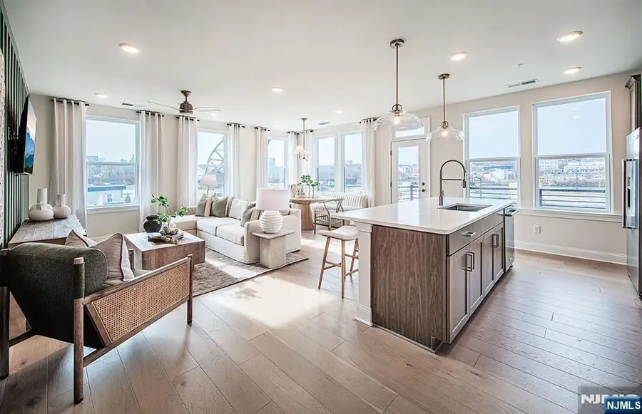 400 Sycamore Street 402, Kearny, NJ 07032 - #2