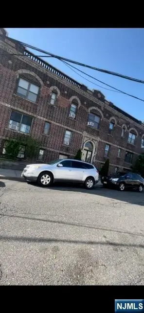 400 Woodcliff Avenue, North Bergen, NJ 07047 - #1