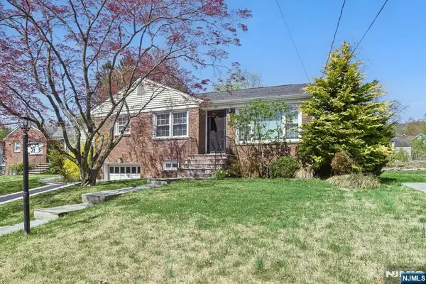 39 Glen Avenue, Millburn, NJ 07041