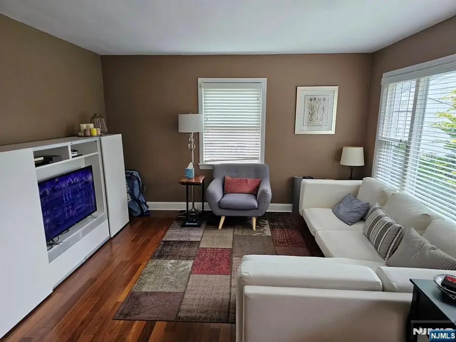 39 Glen Avenue, Millburn, NJ 07041 - #3