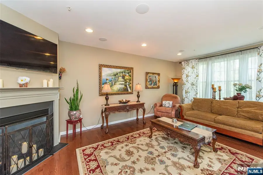 6 Mc Nish Way, Caldwell, NJ 07006 - #2