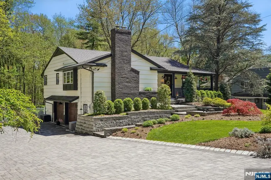 586 Sparrowbush Road, Wyckoff, NJ 07481 - #3