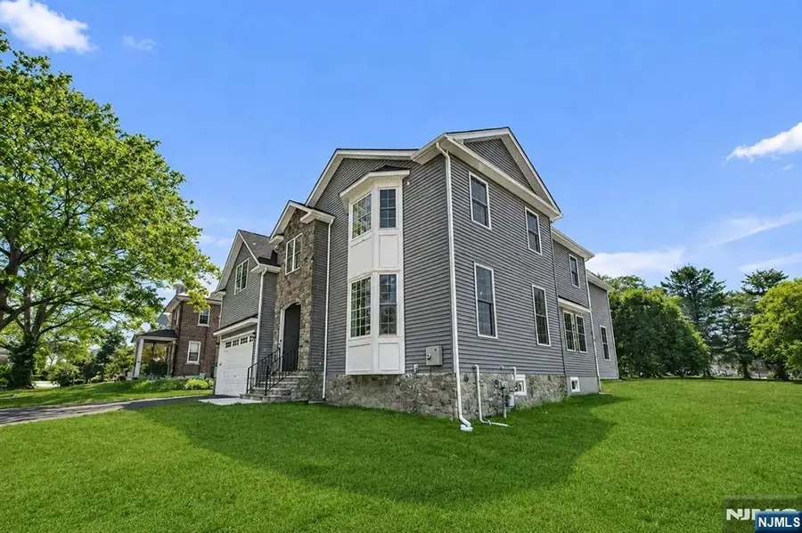 210 Corliss Avenue, Phillipsburg, NJ 08865 - #2