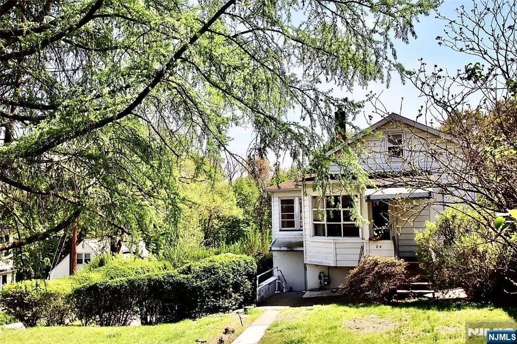 84 12th Street, Hawthorne, NJ 07506 - #1