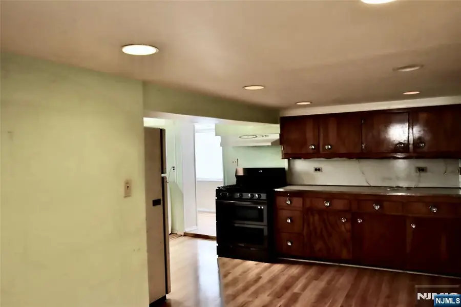 84 12th Street, Hawthorne, NJ 07506 - #3