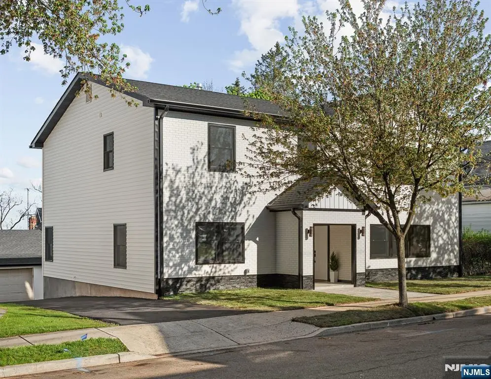432 Jefferson Street, Carlstadt, NJ 07072 - #1