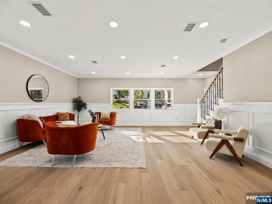 432 Jefferson Street, Carlstadt, NJ 07072 - #3