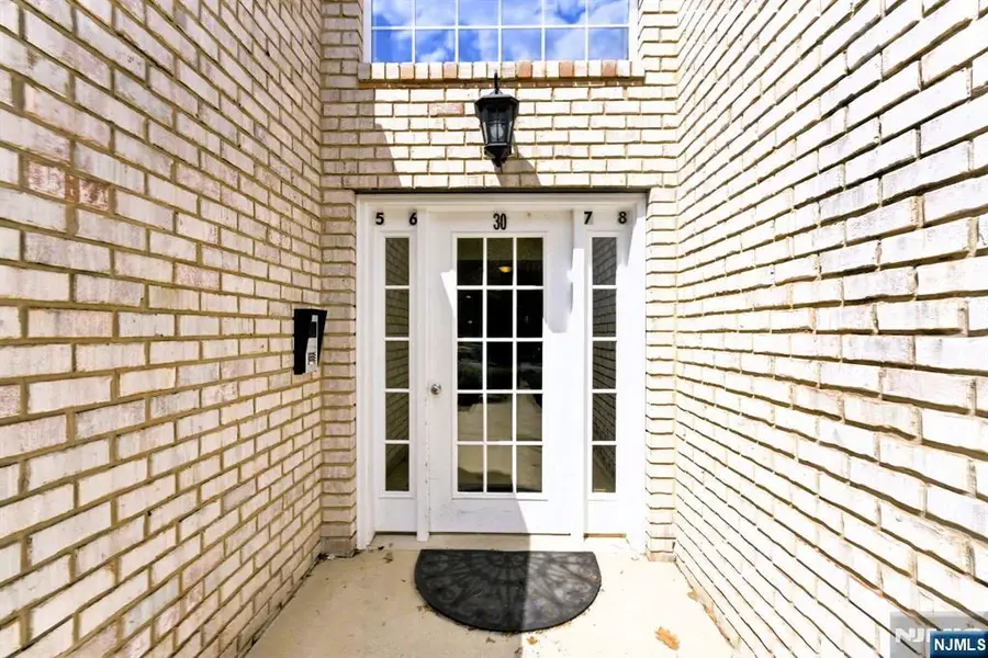 30 Mountain Avenue 8, Paterson, NJ 07501 - #2