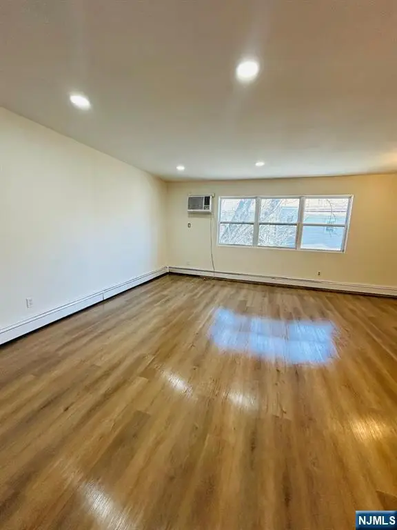 963 19th Street 5, Paterson, NJ 07501 - #2