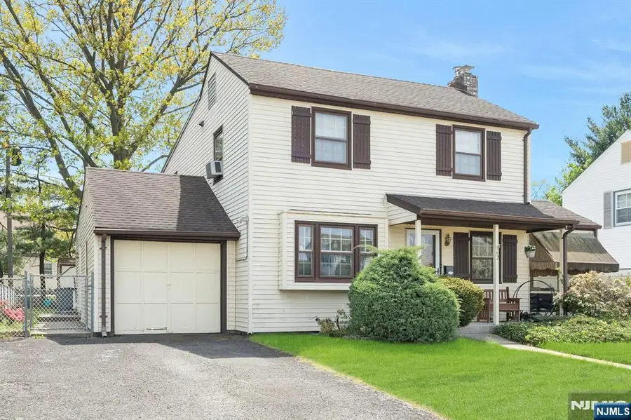 52 Elmwood Drive, Elmwood Park, NJ 07407 - #3