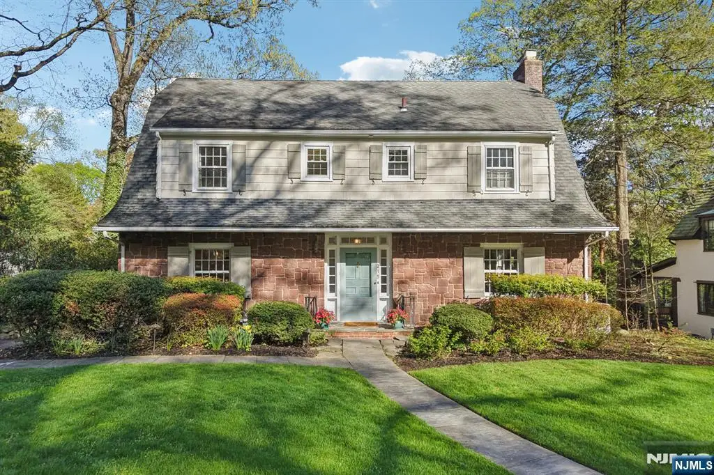 215 Beechwood Road, Ridgewood, NJ 07450 - #1