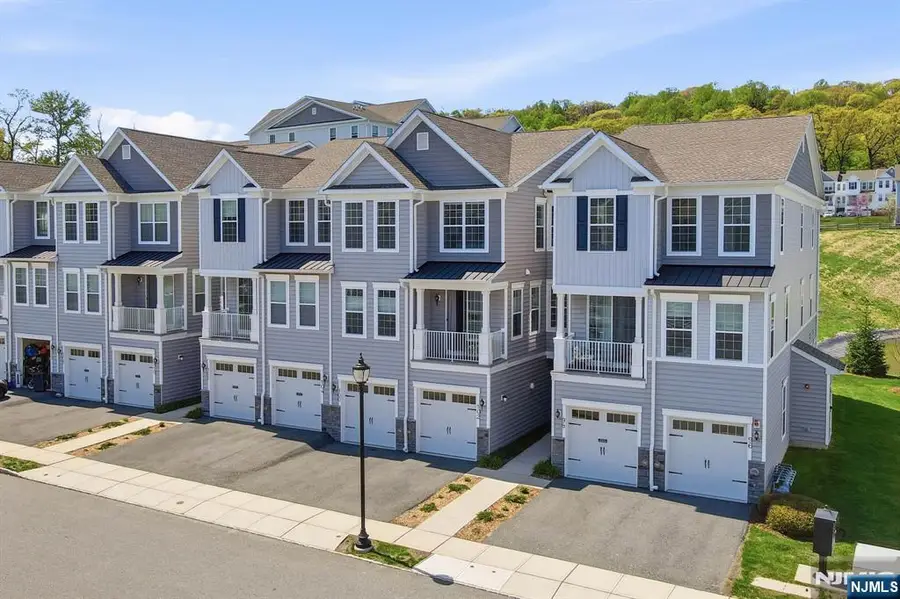 102 Sequoia Drive 1724, Cedar Grove, NJ 07009 - #3