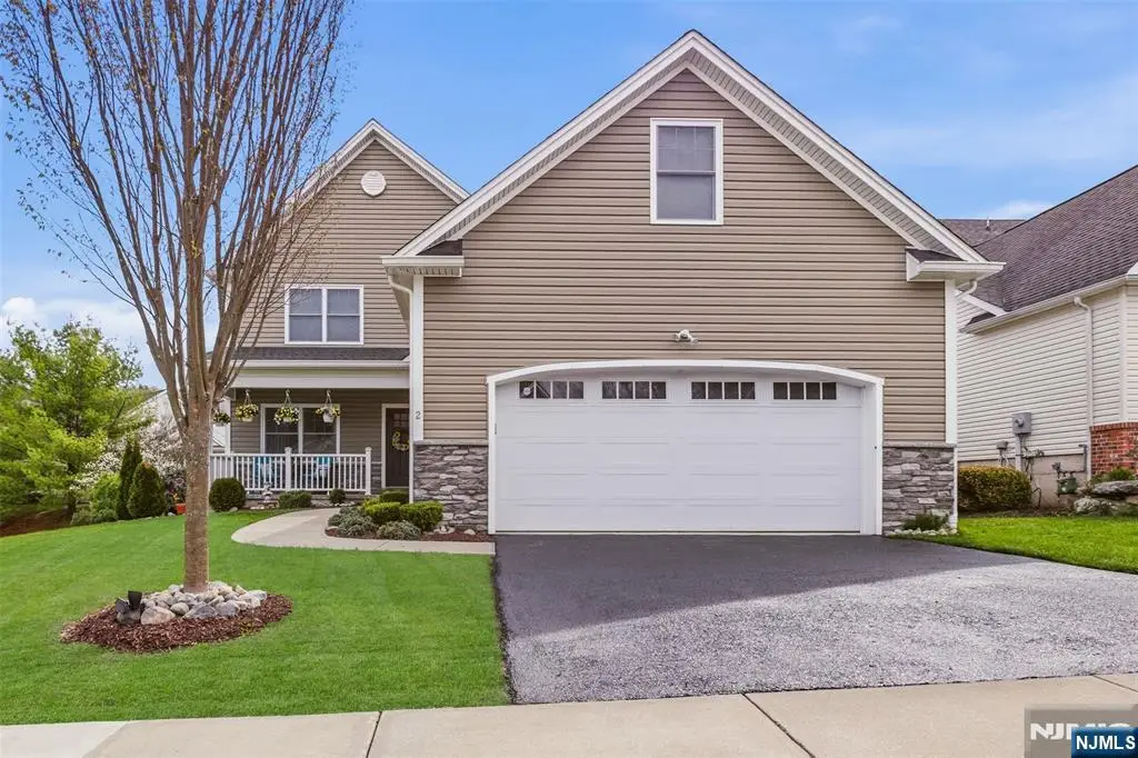 2 Bluffs Court, Hamburg, NJ 07419 - #1