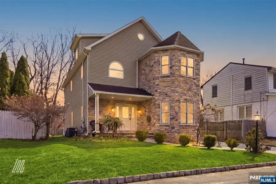 91 Forest Street, Closter, NJ 07624 - #3