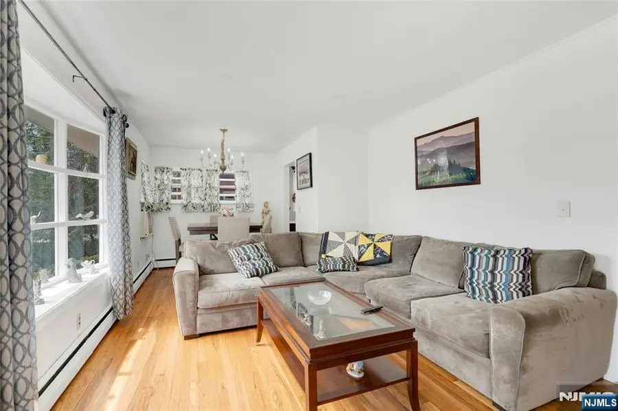 137 Lincoln Place, Waldwick, NJ 07463 - #2