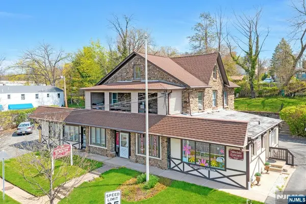 330 Broadway, Hillsdale, NJ 07642