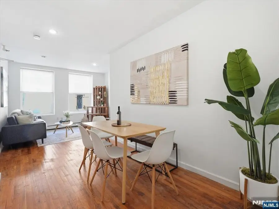 59 Saint Pauls Avenue 1L, Jersey City, NJ 07306 - #3