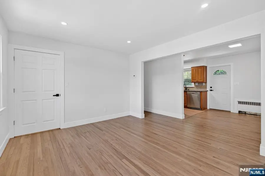 33 Westminster Place, Garfield, NJ 07026 - #3