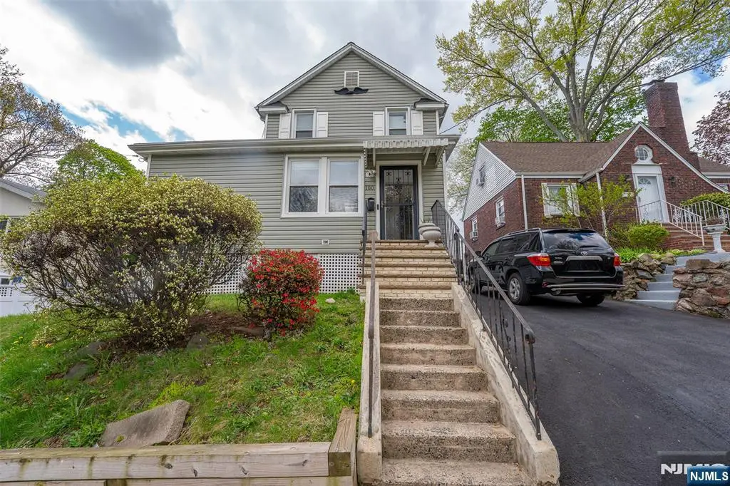 100 Washington Place, Teaneck, NJ 07666 - #1