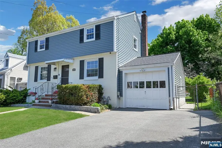 2-05 33rd Street, Fair Lawn, NJ 07410 - #2