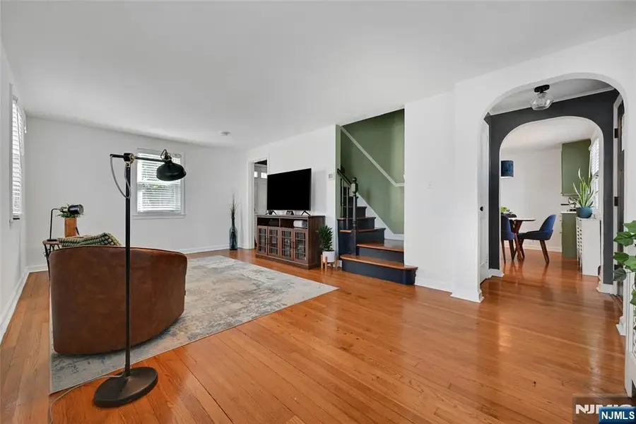 2-05 33rd Street, Fair Lawn, NJ 07410 - #3