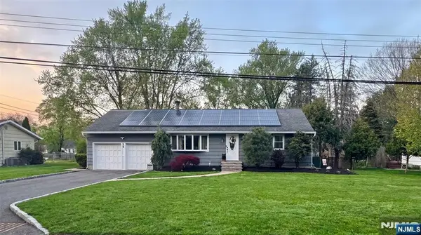 48 Maple Avenue, Montville Township, NJ 07058