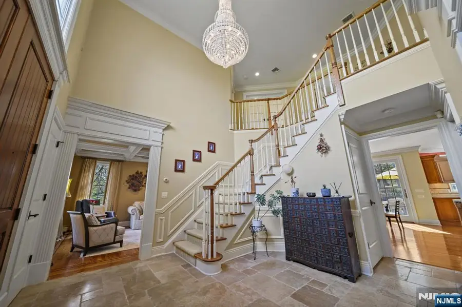43 Beverly Road, Hillsdale, NJ 07642 - #3