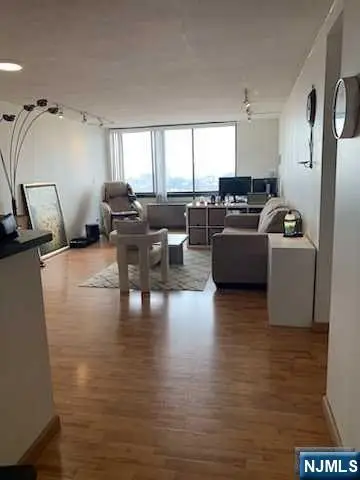 770 Anderson Avenue 10B, Cliffside Park, NJ 07010 - #1
