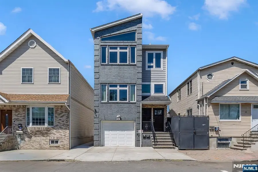 12 Rome Street, Newark, NJ 07105 - #2