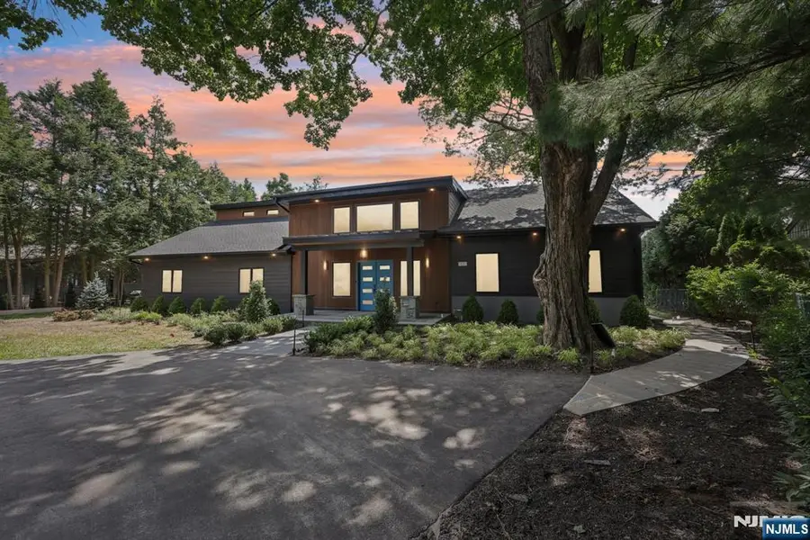 12 Rocky Point Road, Hewitt, NJ 07421 - #2