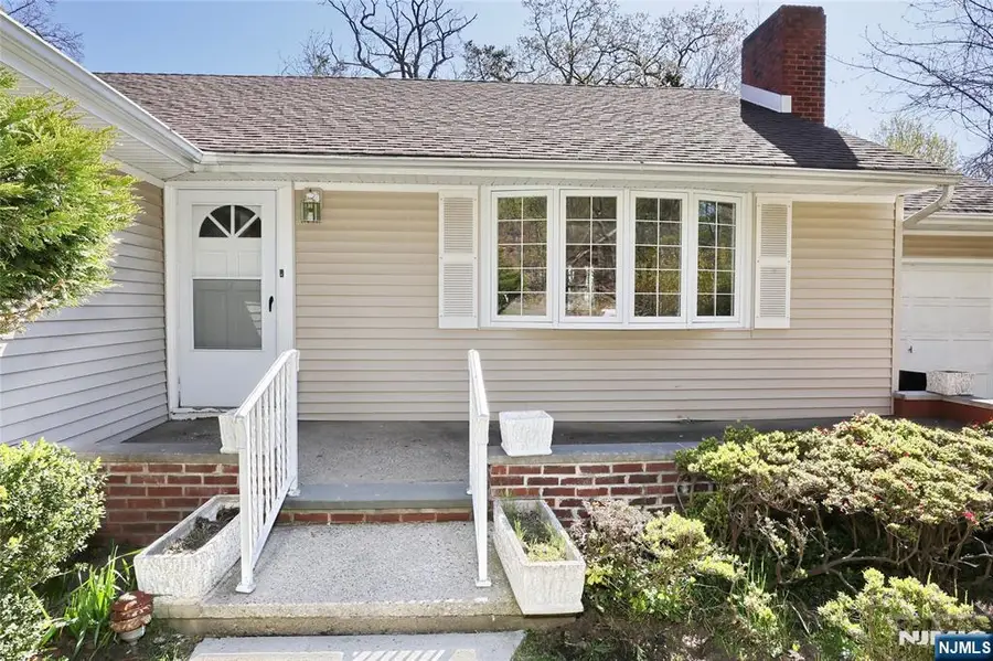 16 Valley View Drive, North Haledon, NJ 07508 - #2