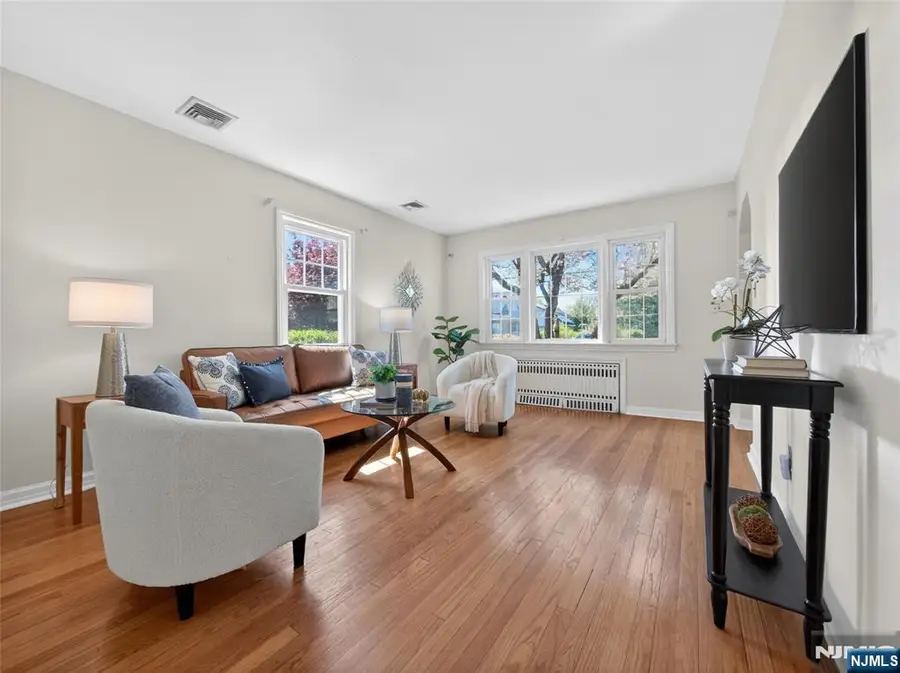 832 Summit Avenue, Hackensack, NJ 07601 - #3