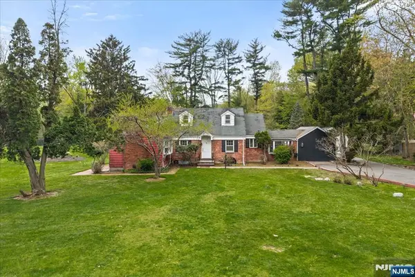 452 Harriot Avenue, Harrington Park, NJ 07640