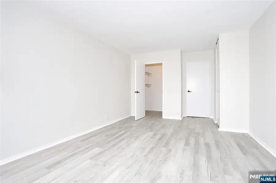 770 Anderson Avenue 5F, Cliffside Park, NJ 07010 - #3