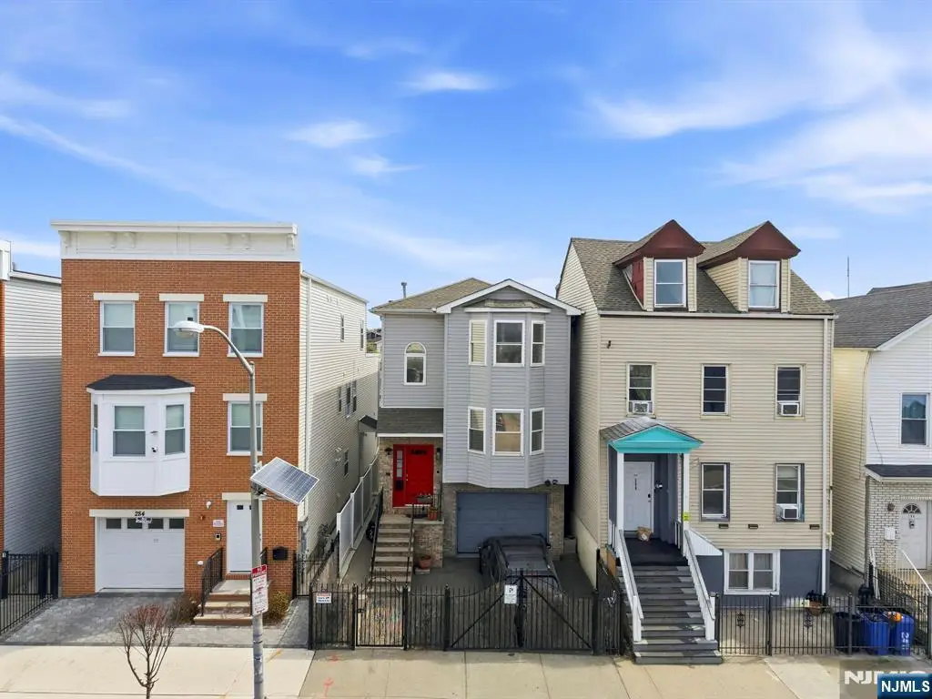 286 Broad Street, Newark, NJ 07104 - #1