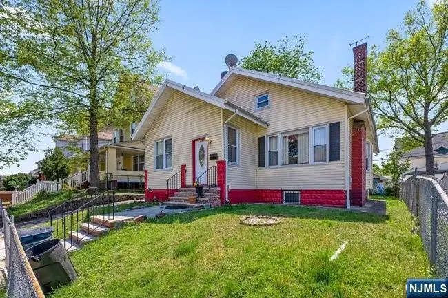 44 Scheerer Avenue, Newark, NJ 07112 - #3