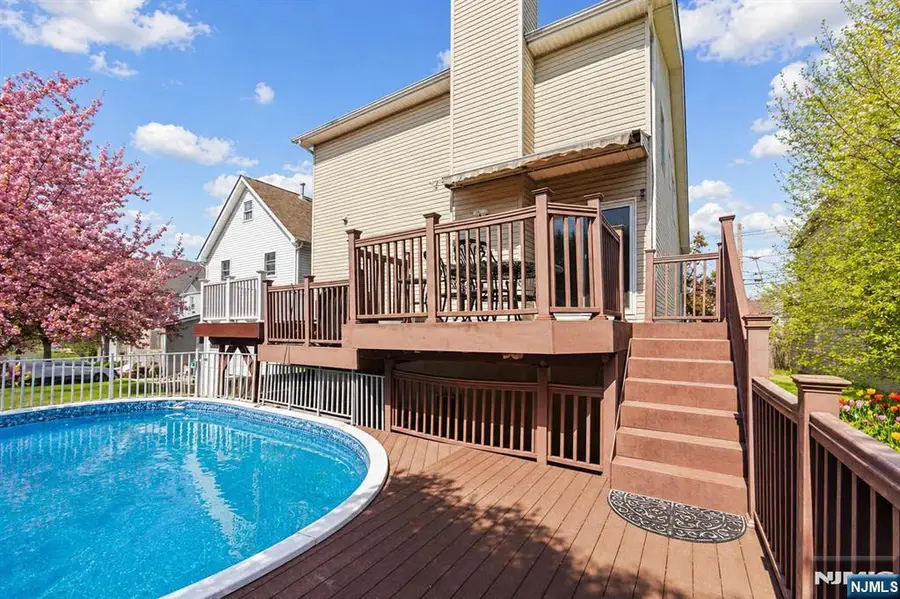 536 2nd Avenue, Lyndhurst, NJ 07071 - #3