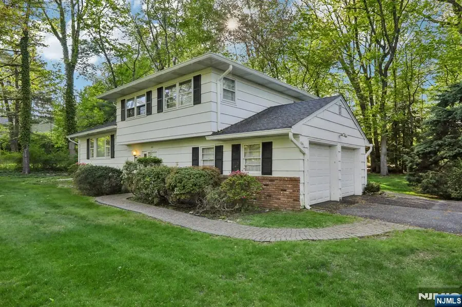 501 Terhune Terrace, Wyckoff, NJ 07481 - #2