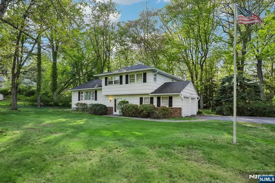 501 Terhune Terrace, Wyckoff, NJ 07481 - #3