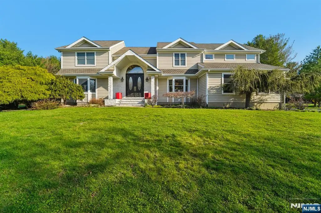 17 Riverside Lane, Holmdel, NJ 07733 - #1